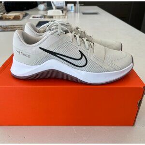 Nike MC Trainer 2 NWT
